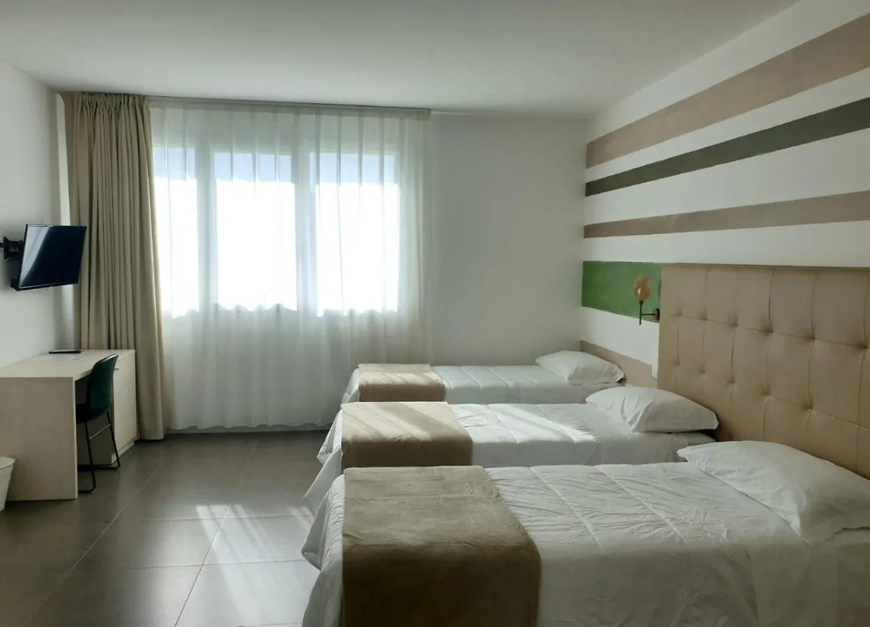 Hotel Grel Chiaramonte Gulfi 2*,  Italy
