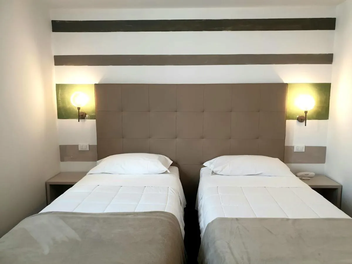 Hotel Grel Chiaramonte Gulfi